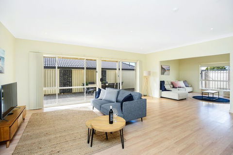 Aldinga Beach Experience - eAccommodation 6