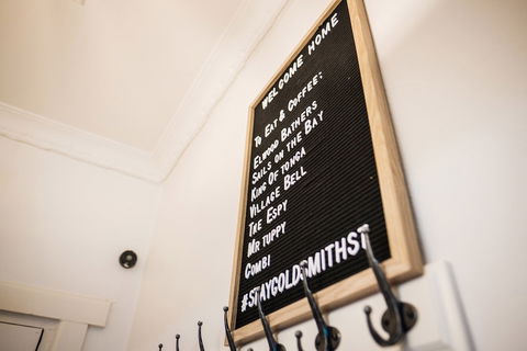 Elwood Beach Calming Tones - Rejuvenate Stays - eAccommodation 1