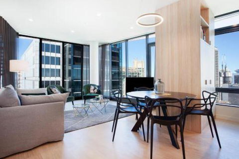 CITY HIGH Hosted By: LAbode Accommodation - eAccommodation 0