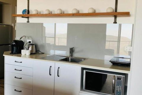 The Silvermoon Villa Private Villa - eAccommodation 4