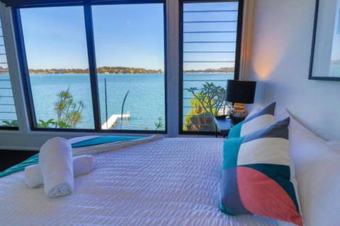 Elysium Lakehouse - eAccommodation 0
