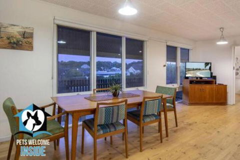 Retro Groovy Pad Pt Elliot - eAccommodation 2