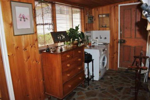Captain Roddas Cottage - eAccommodation 7