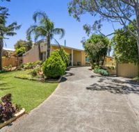 Family Fun Retreat with Spa - eAccommodation