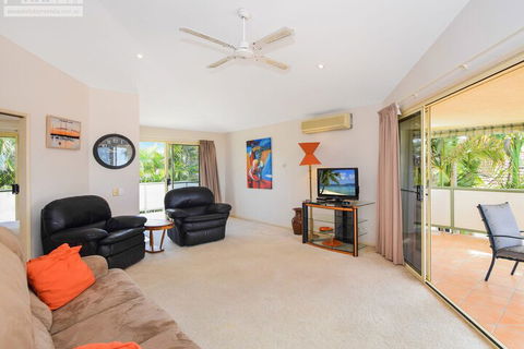 Fabulous Pet Friendly Family Home - 3 Carribean Court - eAccommodation 3
