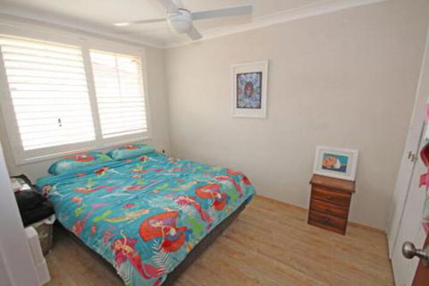 Annies Apartment - eAccommodation 4