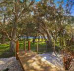 The Wharf House Budgewoi - eAccommodation