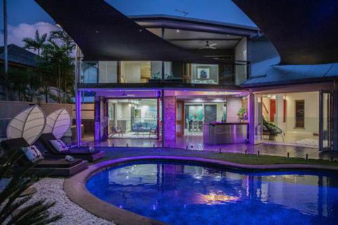 Absolute Lakefront Port Douglas - eAccommodation 6