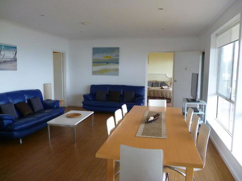 Blue Wren Beach House - eAccommodation 7