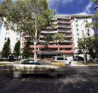 Clifton Suites on Northbourne - eAccommodation