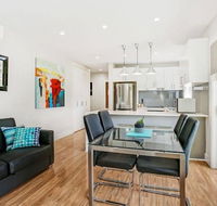 Belmont Executive Apartments - eAccommodation