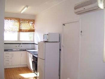 Aussie Bacon & Eggs Cottages - eAccommodation 3