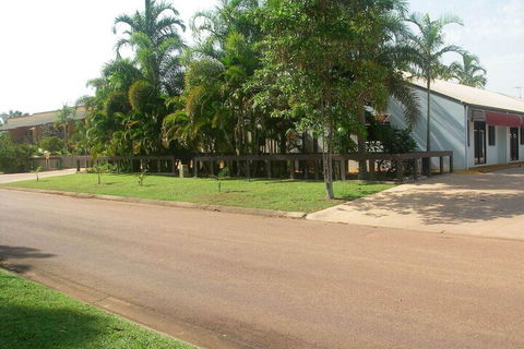 Ash Palms Motor Inn - eAccommodation 4