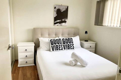 Apartment Stay Close To Surfers Paradise - eAccommodation 4