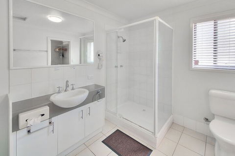 Airtrip Apartment On Russell St - eAccommodation 6