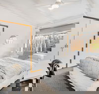 Charlies Place - eAccommodation