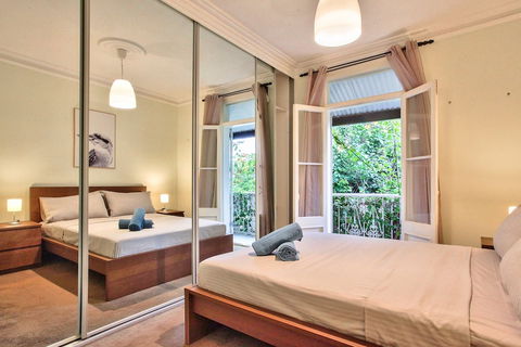 Apartment Hyde Park - Clifton - eAccommodation 1