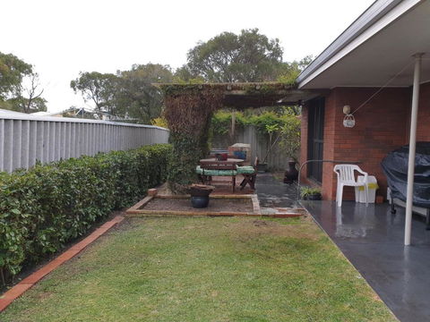 Abbey Beach Shack - eAccommodation 2