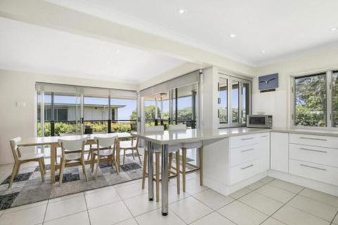 Moreton View - eAccommodation 2