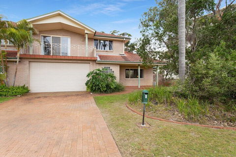 Ajax Avenue 6 - eAccommodation 2