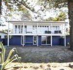 Happy Tides Beachfront Holiday Home - eAccommodation