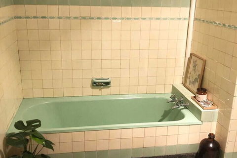 Art Deco Apt In Sunny Elwood Minutes To St. Kilda - eAccommodation 5