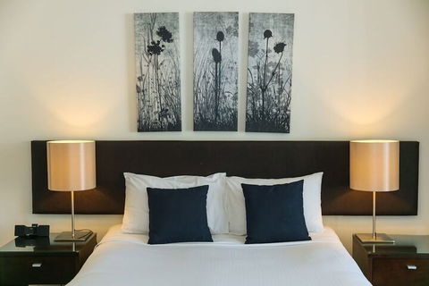 Airtrip Apartment On Edmonstone St - eAccommodation 1