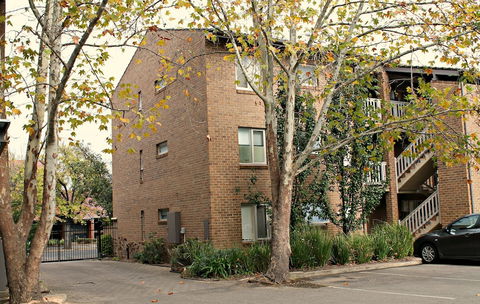 Adelaide Dresscircle Apartments - Archer Street - eAccommodation 4