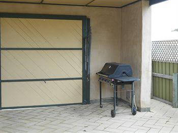 Arches Spa Apartments & Complex - eAccommodation 0