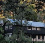 Walhalla Coach House - eAccommodation