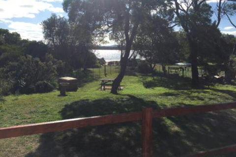 Alluvion Beach Cottage - eAccommodation 0