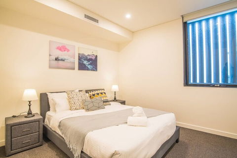 Modern 2bed2bath APT At Neutral Bayparking+wifi - eAccommodation 3