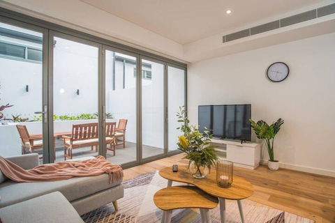 Amazing 3beds3bath Townhouse@rosebery - eAccommodation 5