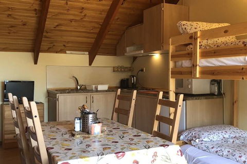 Alpine Stag Lodge Unit 1 - eAccommodation 2