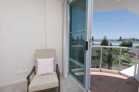Mirage Unit 502 - eAccommodation 6