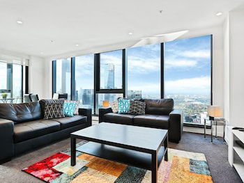 MJ Shortstay Apartments - Platinum Tower - eAccommodation 6