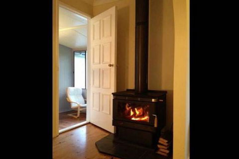 Explorers Holiday House - eAccommodation 6