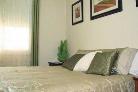 Explorers Holiday House - eAccommodation 7