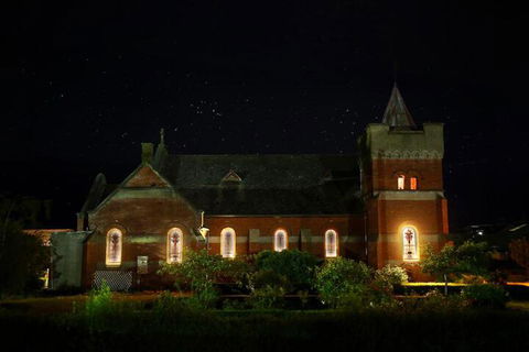 A Tassie Church - eAccommodation 2
