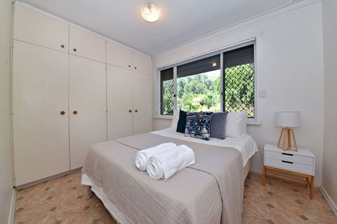 Comfy Home Near Airport & City 2280 - eAccommodation 6