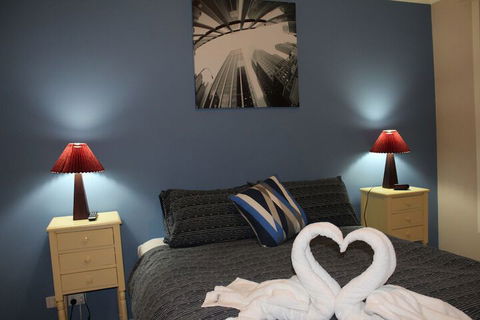 Australian Home Away At Box Hill 2 Bedroom - eAccommodation 6