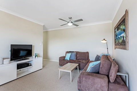 Adriana 10 / 83 Ronald Avenue - eAccommodation 3