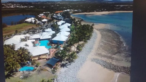 Apartment In Dolphin Heads Resort - eAccommodation 6