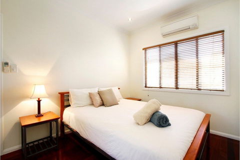 Hideaway Retreat Beach House With Pool - eAccommodation 1