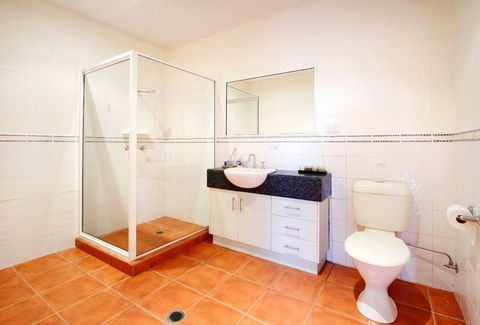 Hideaway Retreat Beach House With Pool - eAccommodation 2