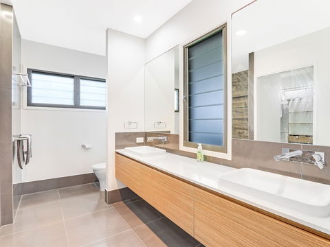 Adelong - eAccommodation 5