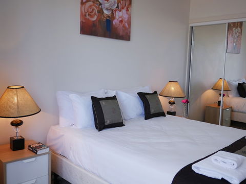 Anchor On Elizabeth - eAccommodation 1