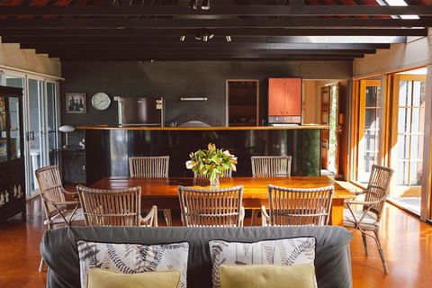 The Retreat Tamborine Mountain - eAccommodation 2