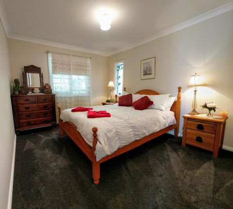 Laurel House - eAccommodation 1