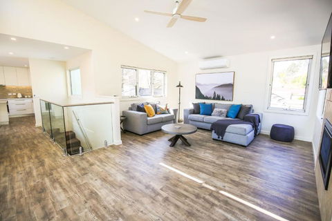 A Pear Tree Loft - eAccommodation 3